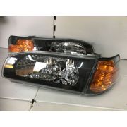Фары передние Toyota Corolla E110 1995-1997