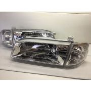 Фары передние Toyota Sprinter Carib 1995-2002